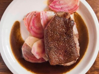 restaurant image