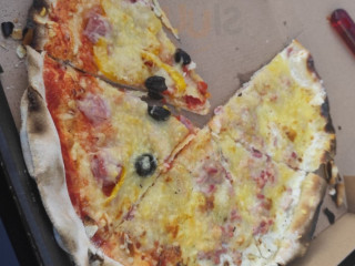 Mistral Pizza