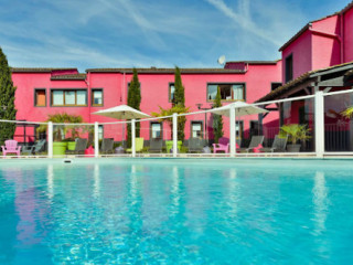 Hostellerie Chateau De La Barge