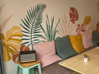 Noosa Café Concept Store