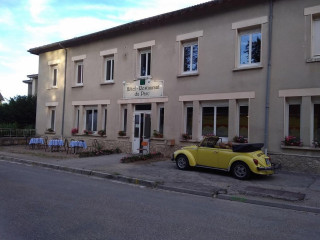 restaurant image