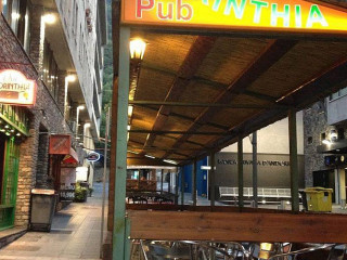 Corinthia Pub