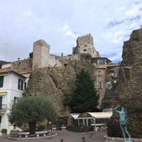 Le Chateau De Roquebrune Village