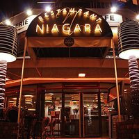 Niagara CafÉ