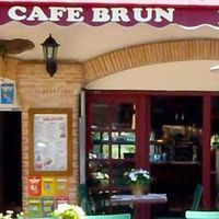 Le CafÉ Brun